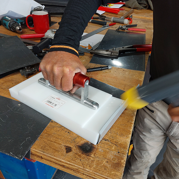 STUBAI PLASTIC SEAMING PIECE WITH HANDLE - Image 3