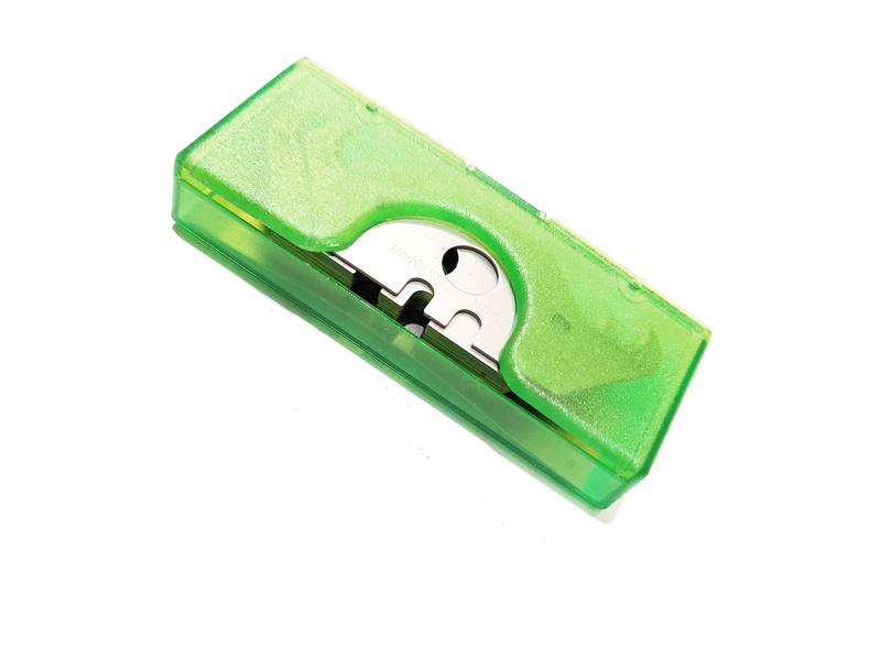 FREUND HOOKED BLADES